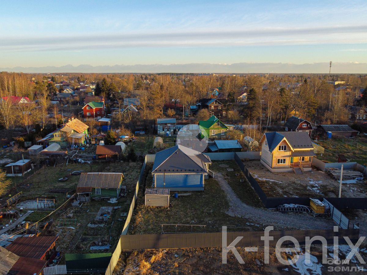 дом 101 метров, участок 9 сот